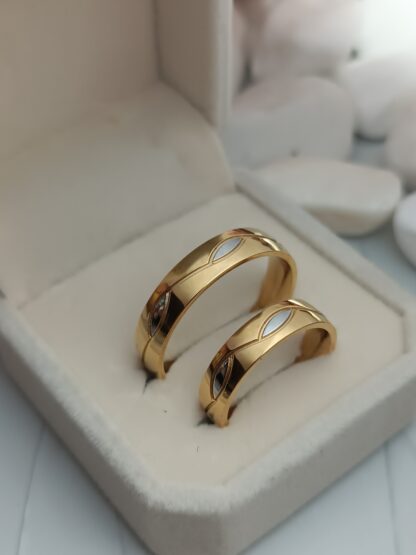 Two-tone wedding rings with zircon 6 mm (CODE: 88551)