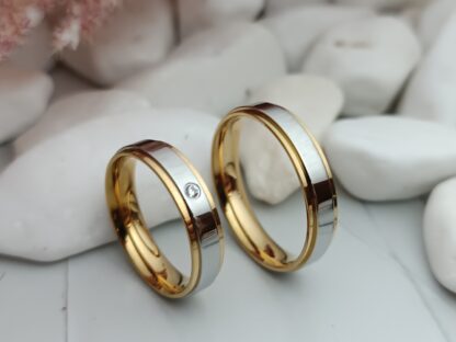 Two-tone mirror wedding rings with a zircon (CODE: 5511)