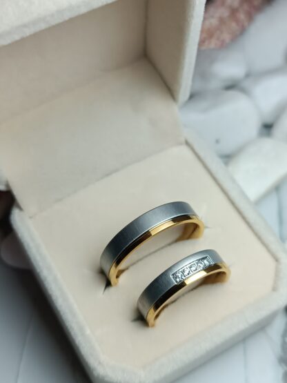 Pair of polished wedding rings, matte finish, thickness 6 mm (CODE: 9921)