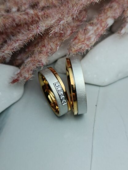 Pair of polished wedding rings, matte finish, thickness 6 mm (CODE: 9921)