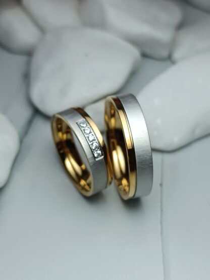 Pair of polished wedding rings, matte finish, thickness 6 mm (CODE: 9921)