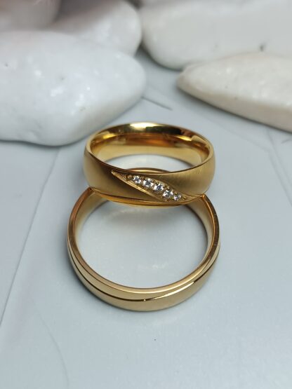 Pair of polished wedding rings, matte finish, thickness 6 mm (CODE: 58511)