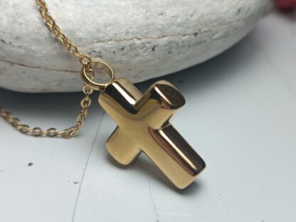 Steel cross in gold (CODE:00331)