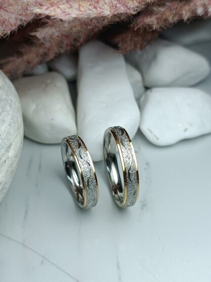 Pair of wedding rings 4mm (CODE: 00499)