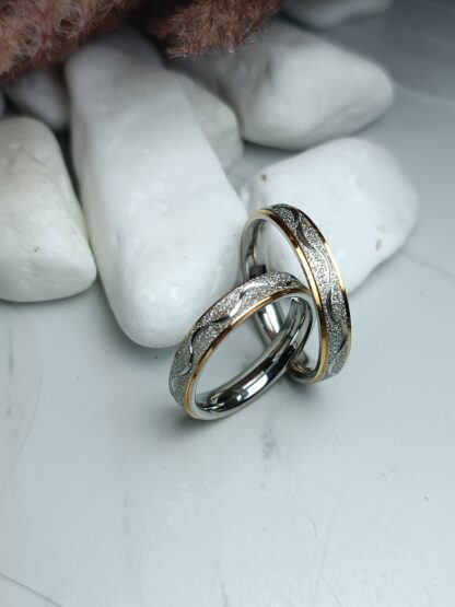 Pair of wedding rings 4mm (CODE: 00499)