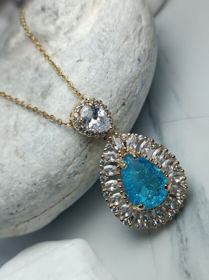 Steel necklace with blue zircon stone (CODE: 00112251)