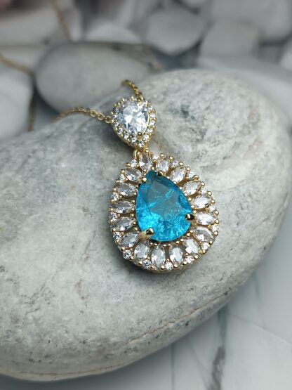 Steel necklace with blue zircon stone (CODE: 00112251)