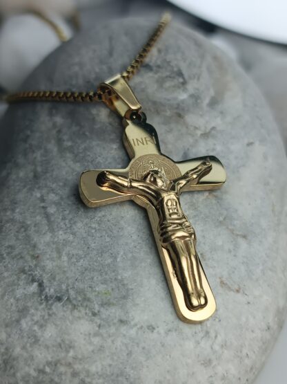 Steel embossed cross with chain (CODE: 04401)