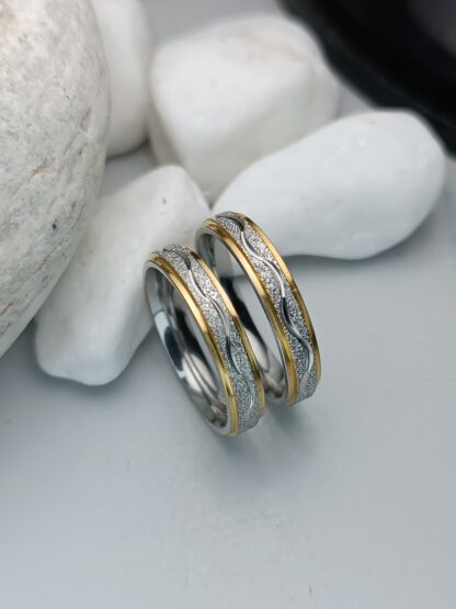 Pair of wedding rings 4mm (CODE: 00499)