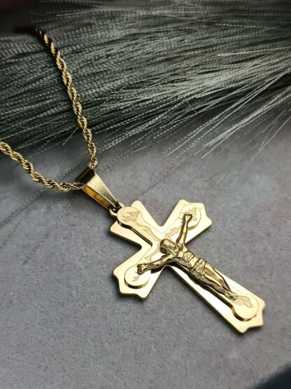 Embossed cross with chain (CODE:0001002)