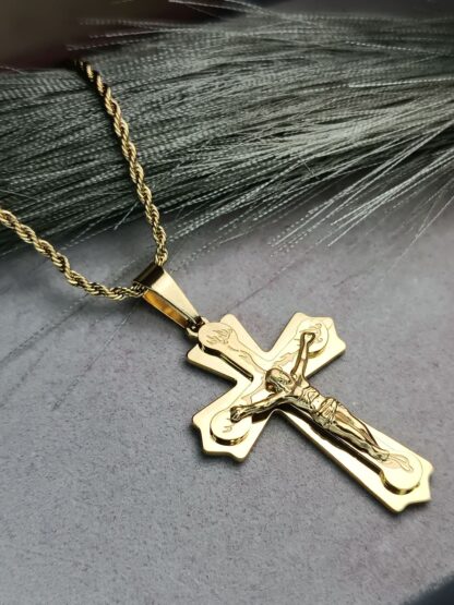 Embossed cross with chain (CODE:0001002)