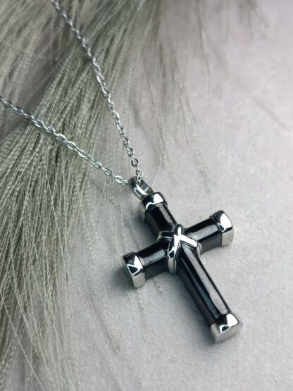 Men's Steel Cross (CODE:9971)