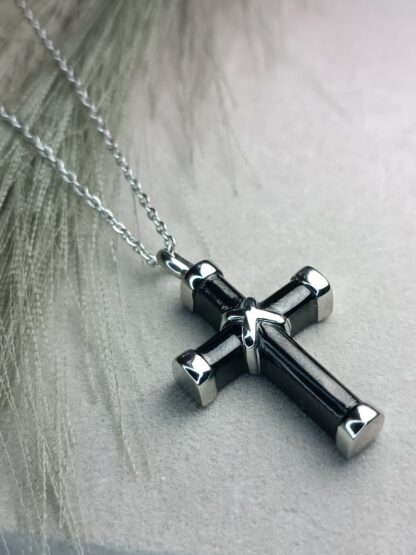 Men's Steel Cross (CODE:9971)