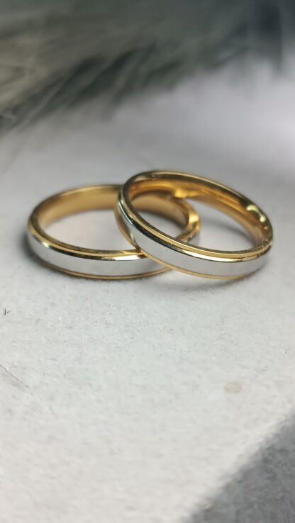 Pair of two-tone mirror wedding rings (CODE:5511)