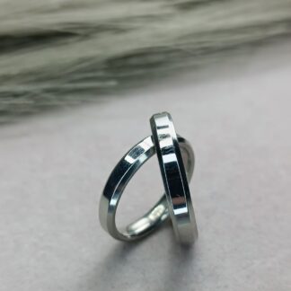 Pair of classic polished wedding rings (CODE:22201)