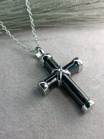 Men's Steel Cross (CODE:9971)