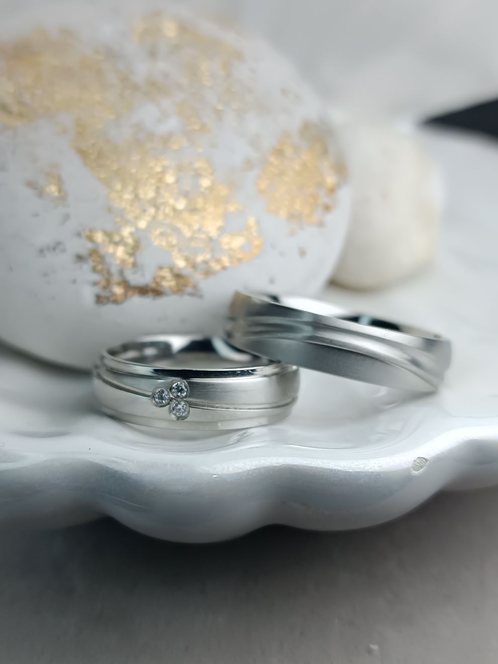 Ατσάλινες Βέρες με Μοντέρνο Σχέδιο – Kosmimatomania.gr (ΚΩΔ:85201) Ατσάλινες Βέρες με Μοντέρνο Σχέδιο – Kosmimatomania.gr (ΚΩΔ:85201)