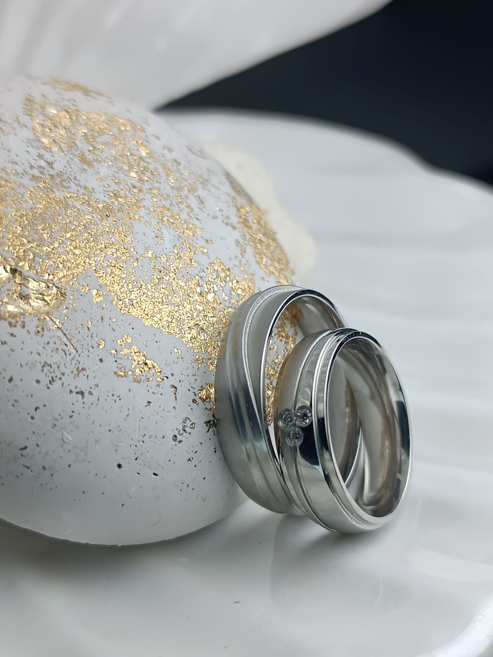 Ατσάλινες Βέρες με Μοντέρνο Σχέδιο – Kosmimatomania.gr (ΚΩΔ:85201) Ατσάλινες Βέρες με Μοντέρνο Σχέδιο – Kosmimatomania.gr (ΚΩΔ:85201)