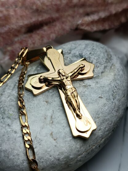 Steel embossed cross with chain (CODE:0001002)