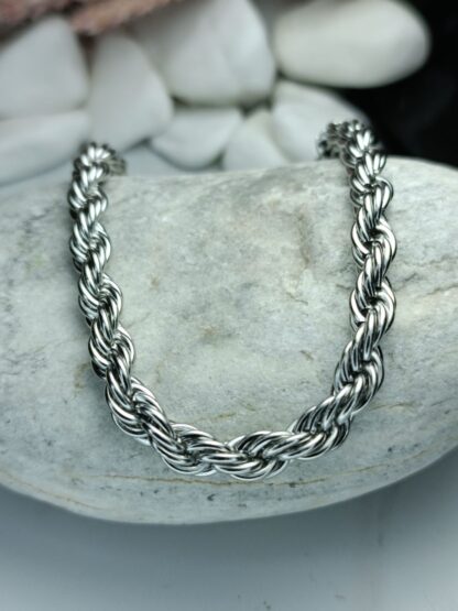 Twisted steel chain (CODE: 055291)