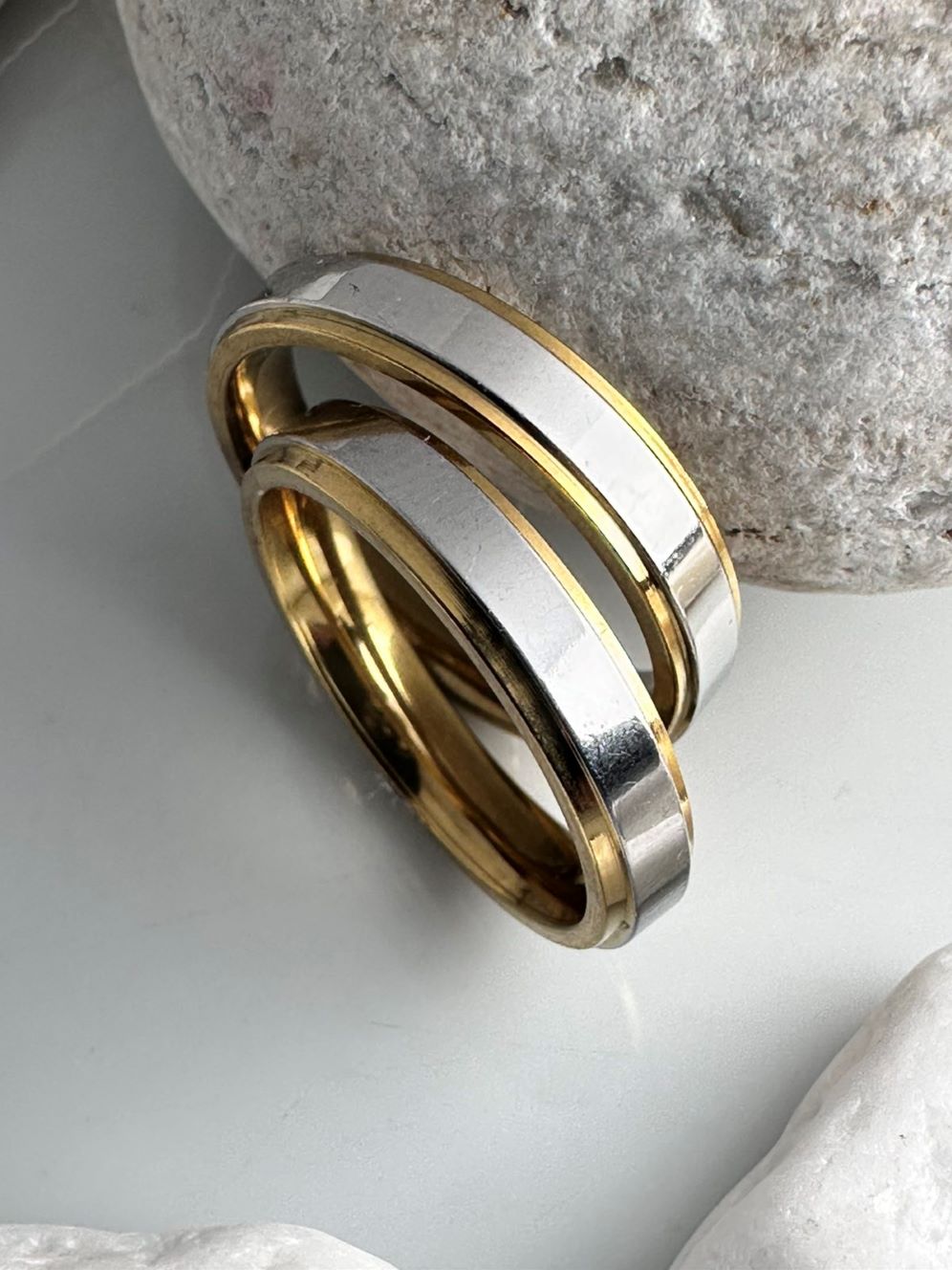 Ανδρικό & Γυναικείο Δαχτυλίδι Ανοξείδωτο Ατσάλι Δίχρωμο – Χρυσό & Ασημί Φινίρισμα(ΚΩΔ:5511) Ανδρικό & Γυναικείο Δαχτυλίδι Ανοξείδωτο Ατσάλι Δίχρωμο – Χρυσό & Ασημί Φινίρισμα(ΚΩΔ:5511)