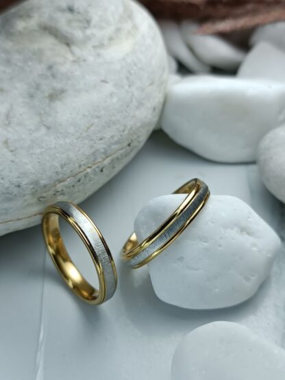 Two-tone luster wedding rings (CODE: 10081)