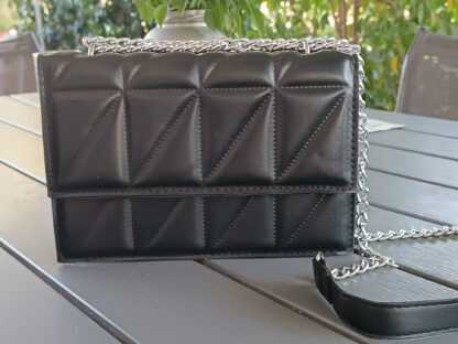 Monochrome shoulder bag with silver chain Black (CODE:8006)