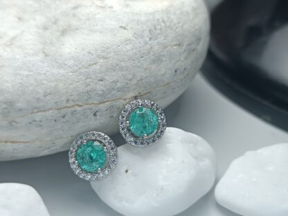 Steel earrings with triquaz zircon stones (CODE: 8017)