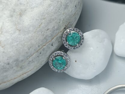 Steel earrings with triquaz zircon stones (CODE: 8017)