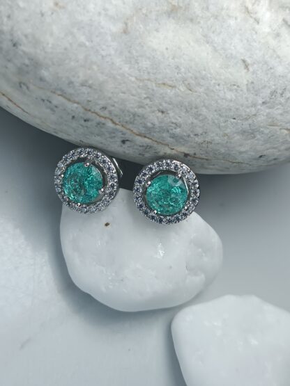 Steel earrings with triquaz zircon stones (CODE: 8017)