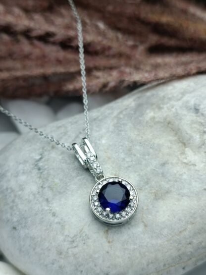 Steel necklace with blue zircon stones (CODE:083)