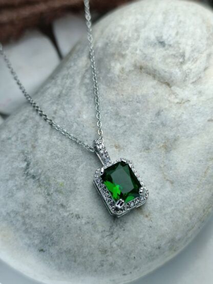 Steel Necklace with Green & White Zircon (CODE:095)