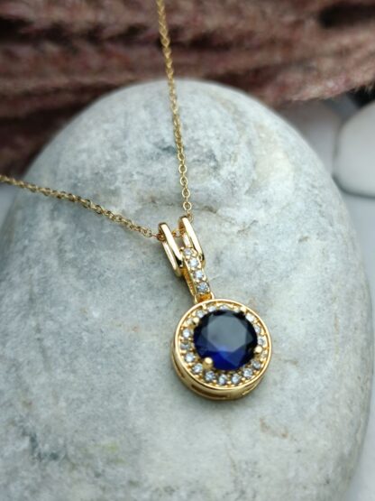 Steel necklace with blue zircon stones (CODE:094)