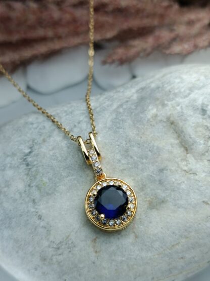 Steel necklace with blue zircon stones (CODE:094)