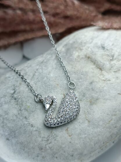 Steel Necklace with swan and zircon (CODE:091)