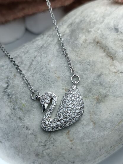 Steel Necklace with swan and zircon (CODE:091)