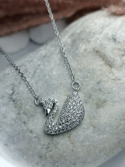 Steel Necklace with swan and zircon (CODE:091)