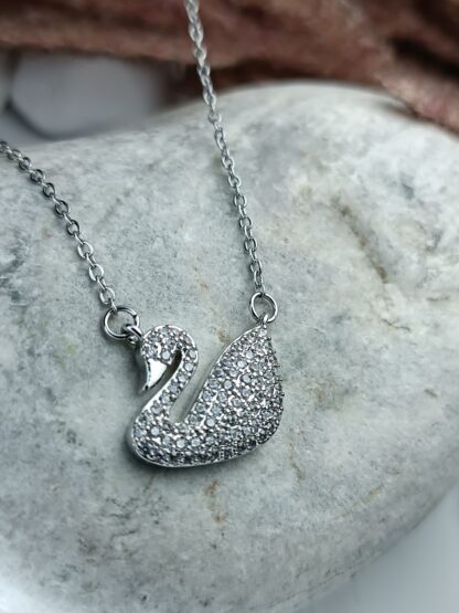 Steel Necklace with swan and zircon (CODE:091)