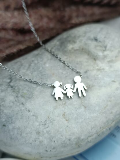 Steel Necklace Family "mom-dad-girl" (CODE: 8001)