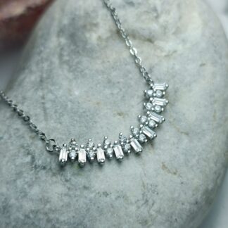 Women's Necklace made of 925 platinum-plated silver with Zircon stones (CODE: 0011)