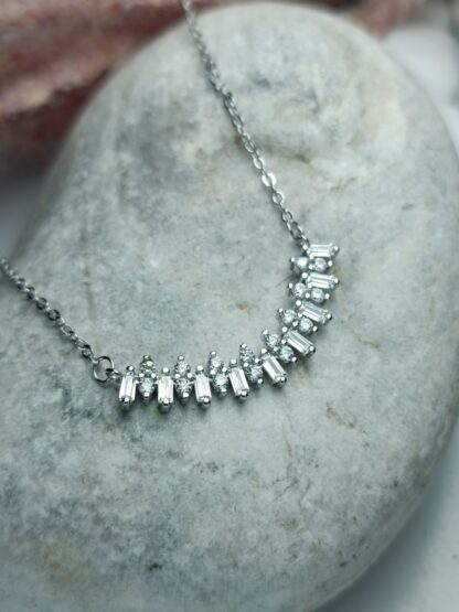 Women's Necklace made of 925 platinum-plated silver with Zircon stones (CODE: 0011)