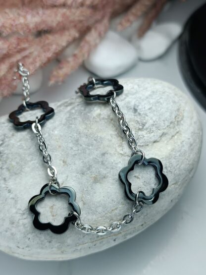 Steel bracelet silver glaze with black flowers (CODE: 8010)