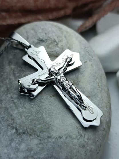 Steel embossed cross with chain (CODE:8032)