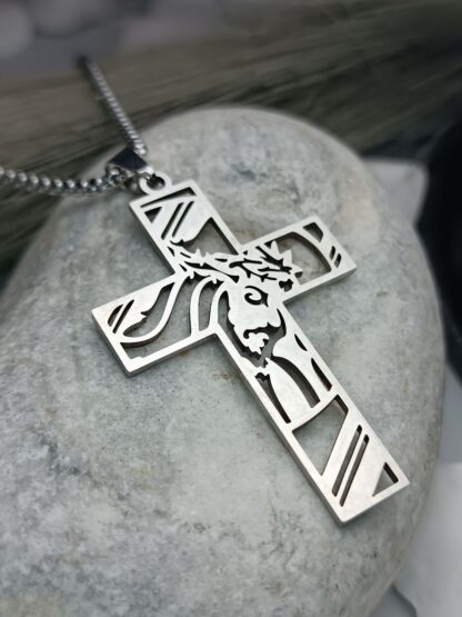 Steel cross with chain silver color (CODE: 8041)