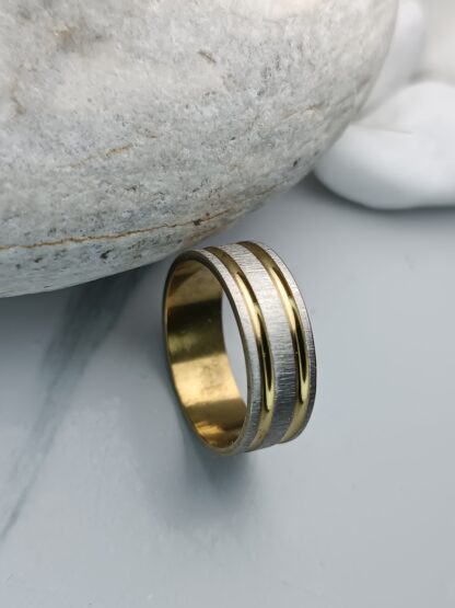 Ring with charm, (CODE: 8050)