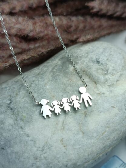 Steel Necklace Family "mom-dad 3 girls" (CODE:8028)