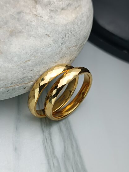 Pair of wedding rings in yellow gold (CODE: 8075)