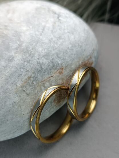 Pair of silver & gold enamel wedding rings (CODE: 8094)