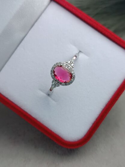 Solitaire with pink zircon (CODE:8196)