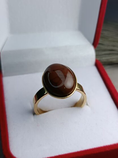 Ring with brown stone, yellow gold (CODE:8124)